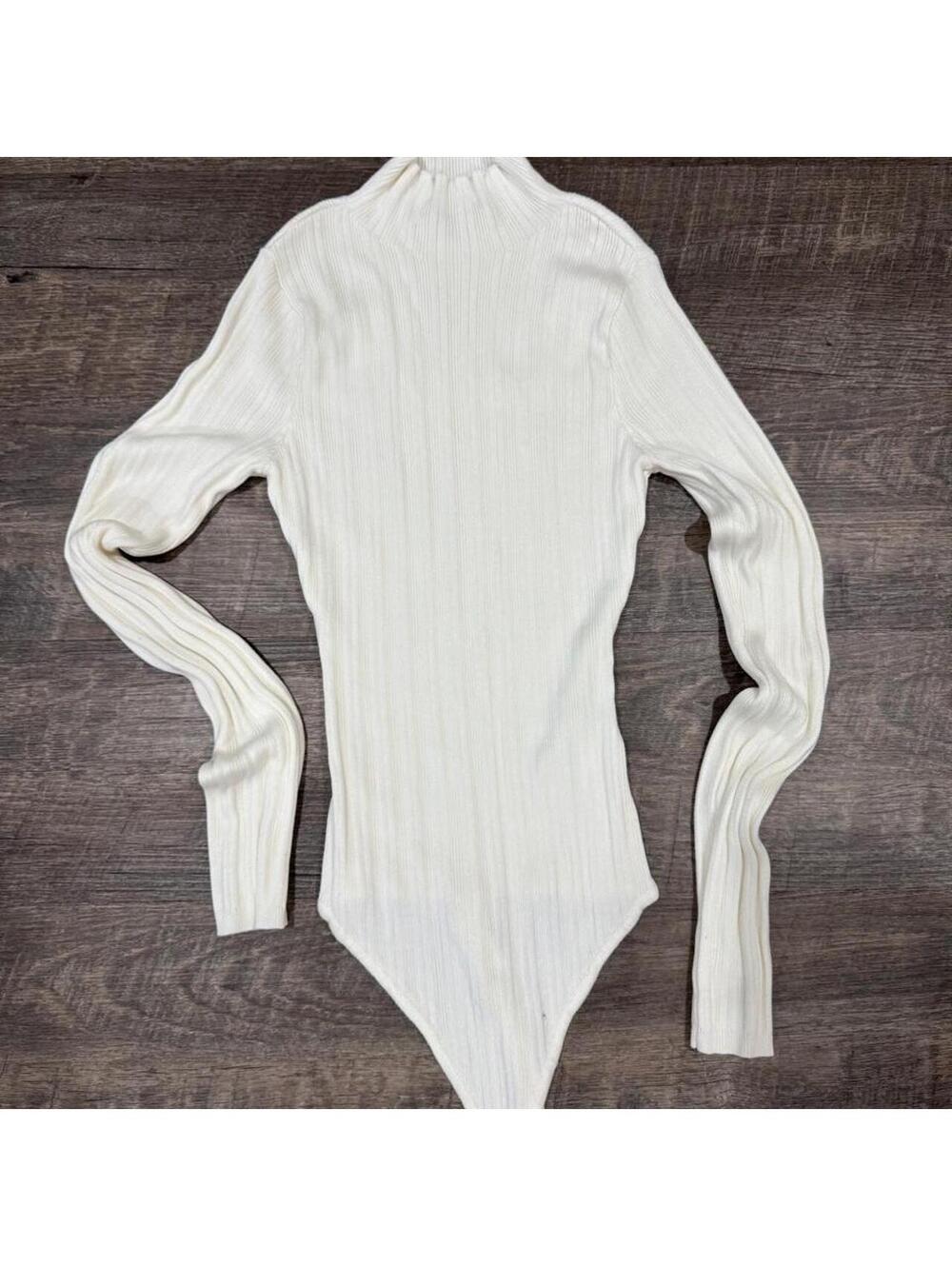 Abercrombie & Fitch Ivory Ribbed Mock Neck Bodysuit